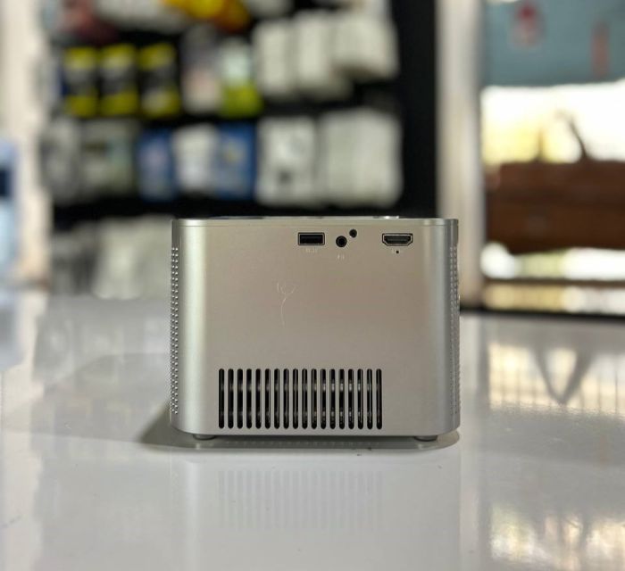 HY350 Android Proyektor Full HD