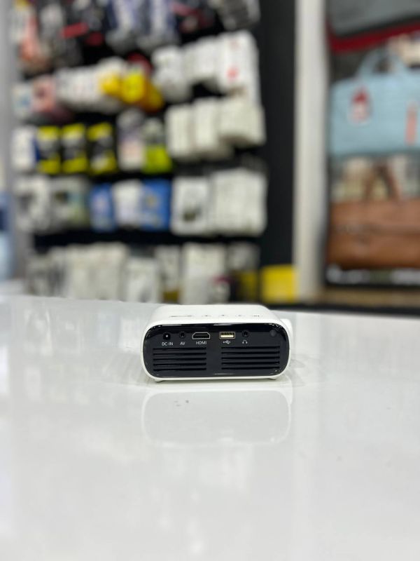 YG280 Mini Proyektor