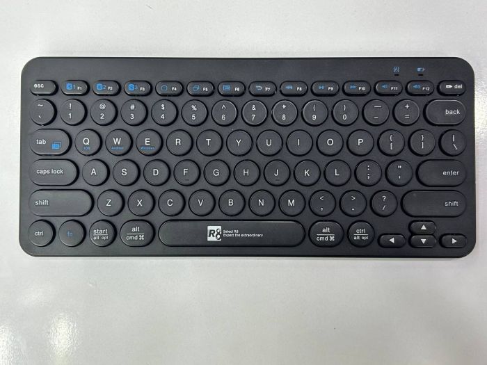 Bluetooth klaviatura "R8-1815"