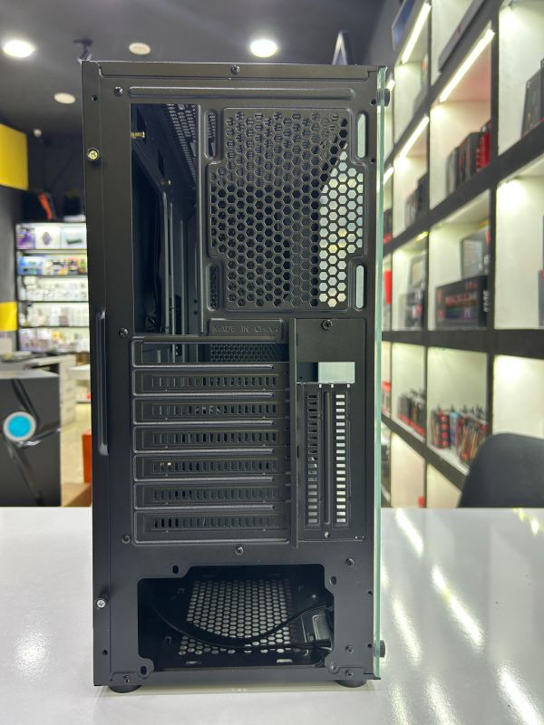 Gaming Case "Hurrican 5 Atx (Black)"